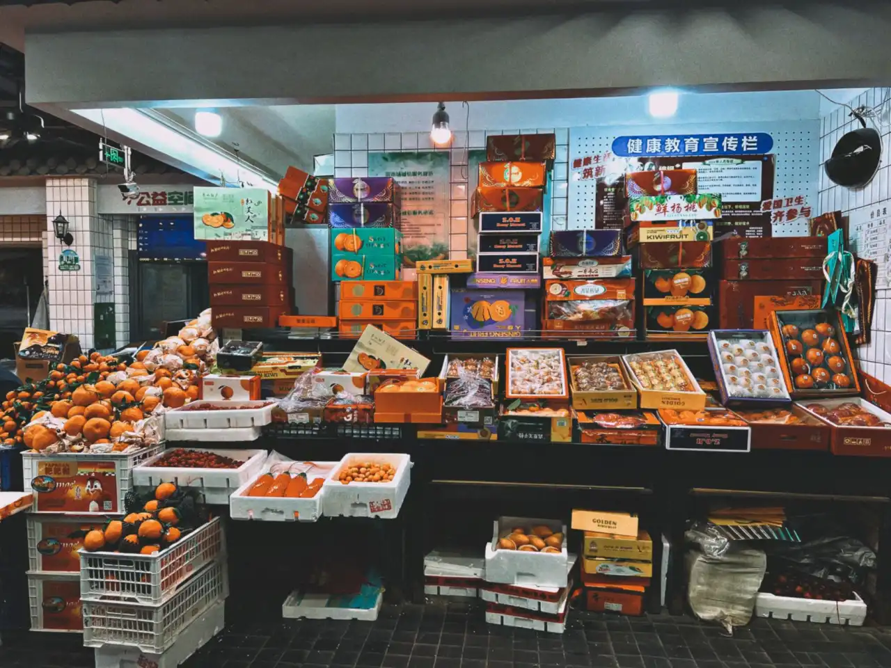 嵌入式蒸烤一体机与台式小家电的厨房场景适用性对比